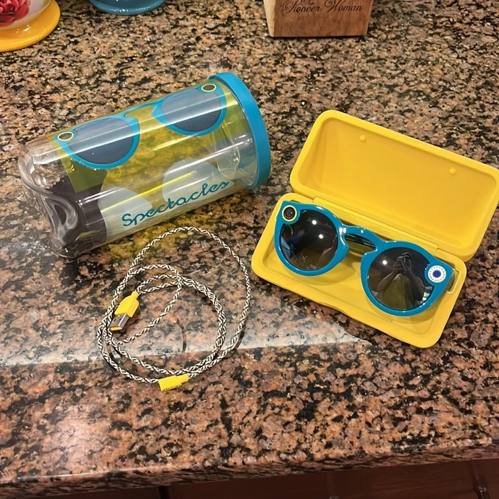 Snapchat Spectacles - Teal 1